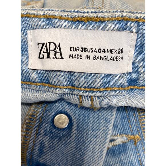 Zara Womens Blue Distressed Mid Rise Light Wash Fray Cut Off Denim Jean Shorts 4 - Picture 3 of 3